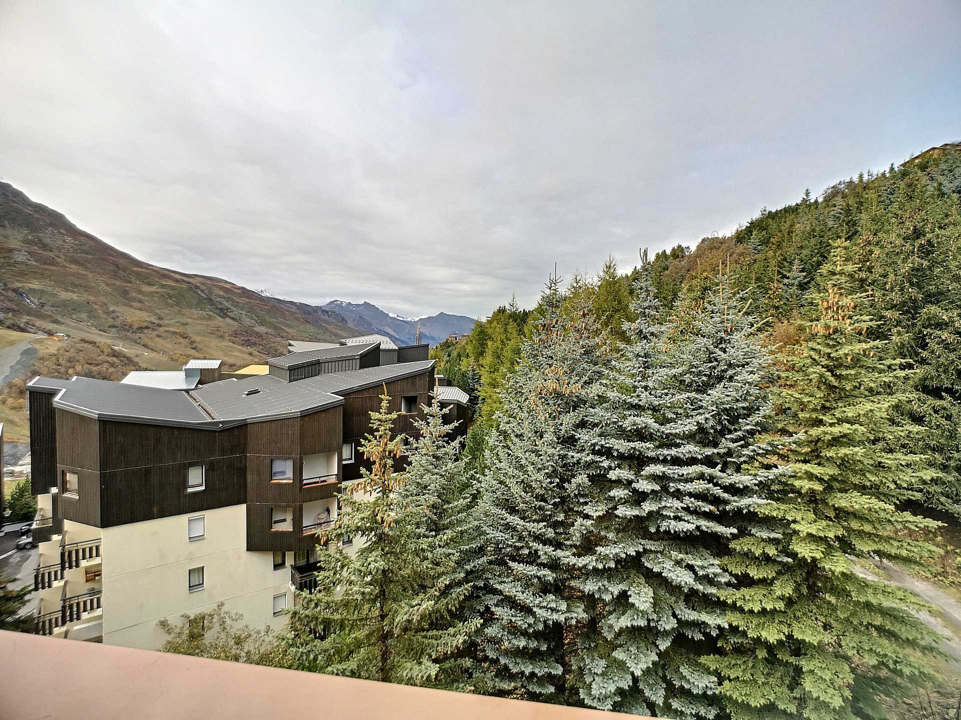 _lv_images__lot_0012030817_16_27648618