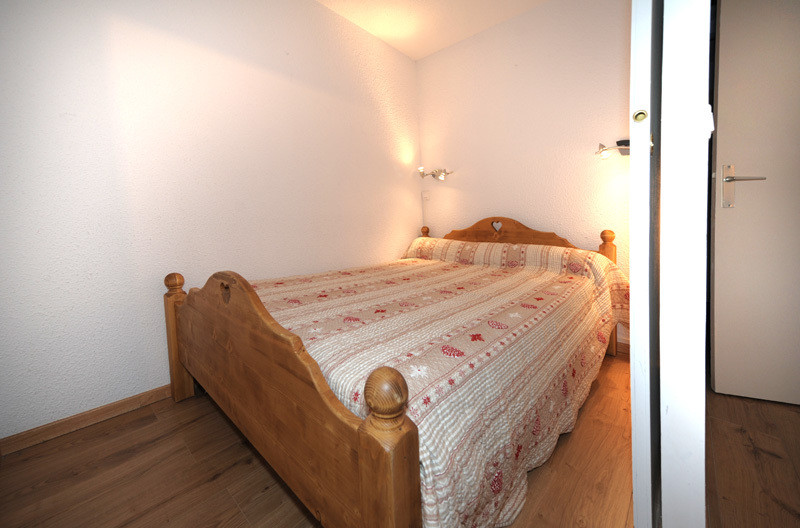 _lv_images__lot_0013040065_06_29445562