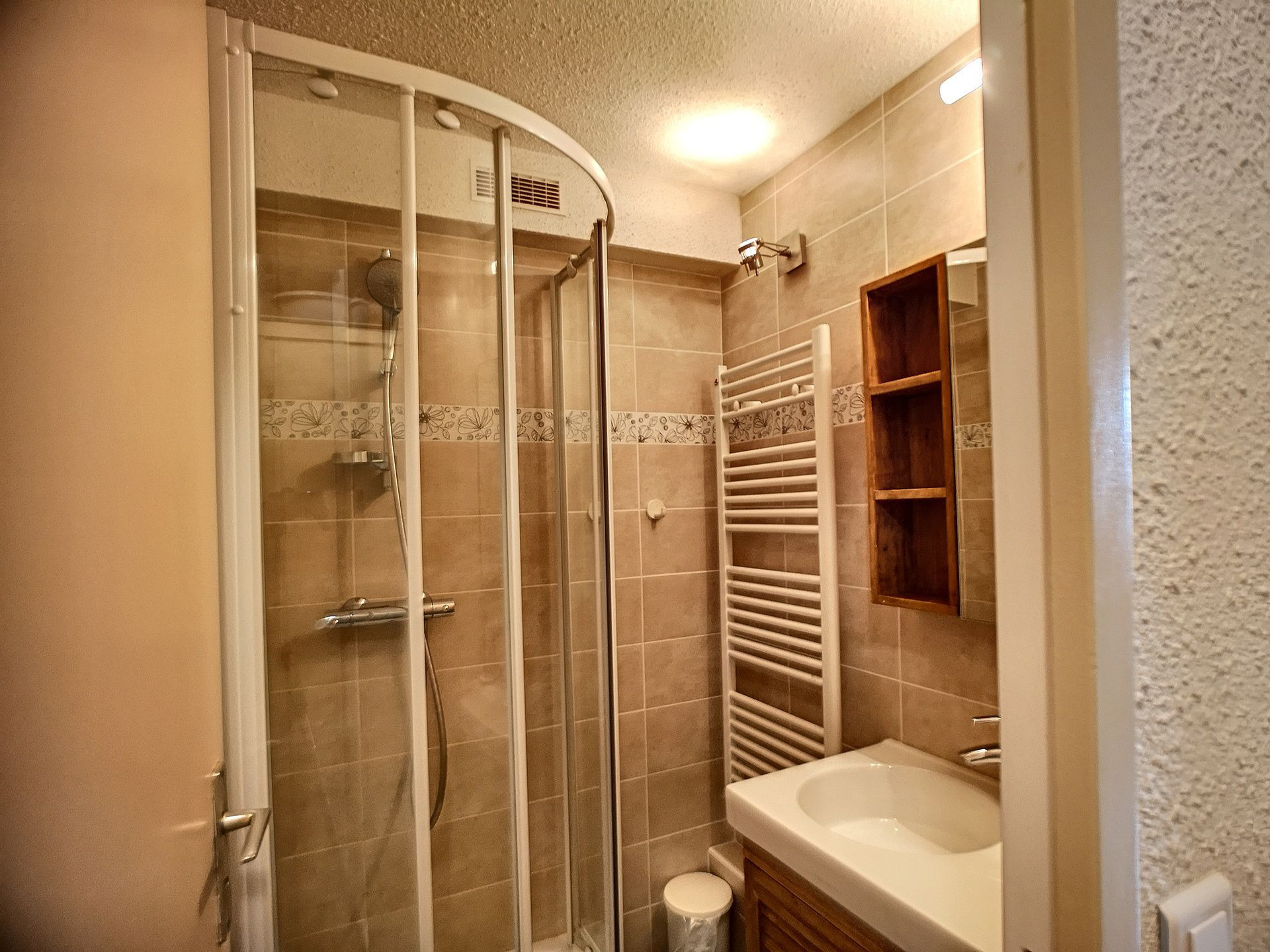 _lv_images__lot_0013040065_09_24411373