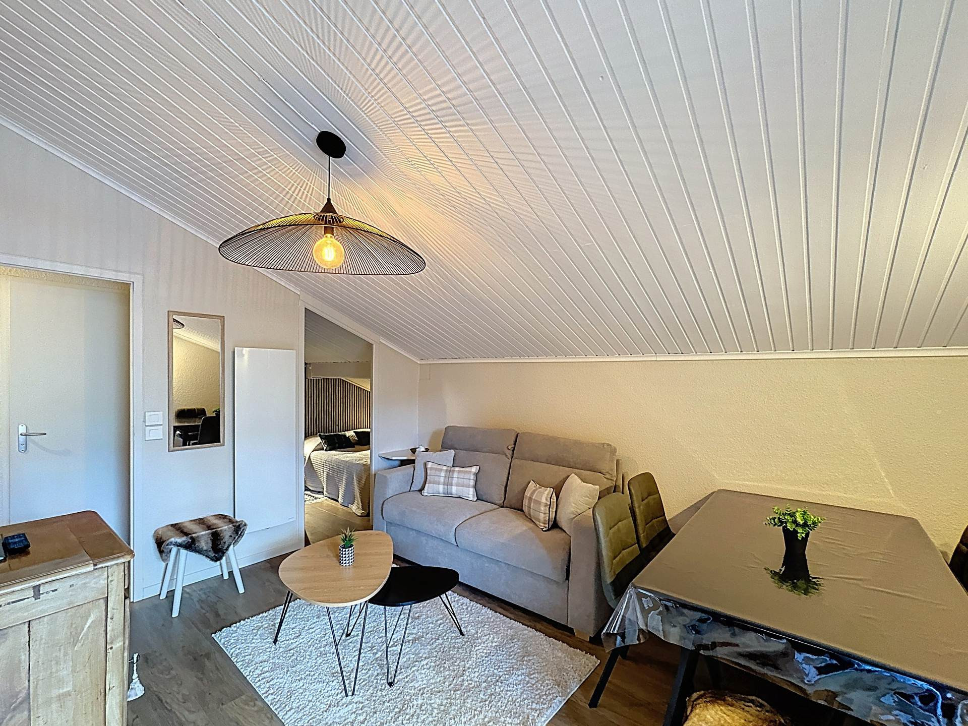 _lv_images__lot_0013040066_02_29266724