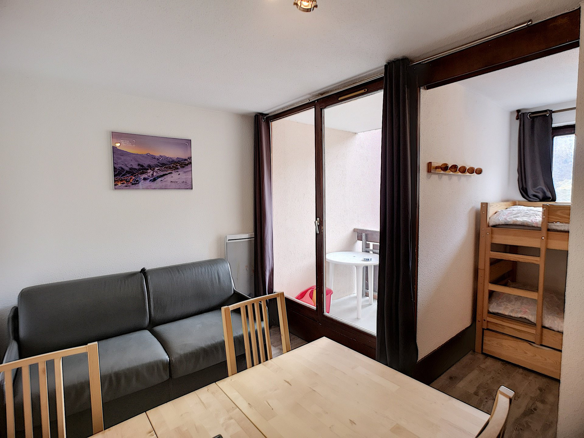 _lv_images__lot_0013040071_04_28531888