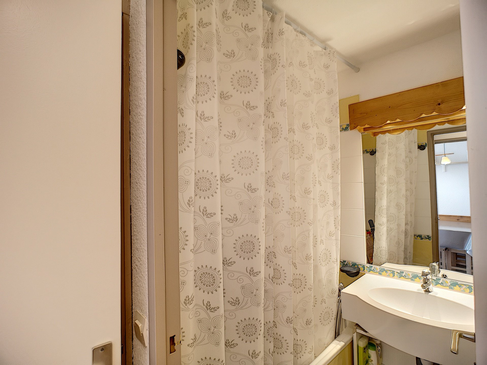 _lv_images__lot_0013040084_09_30522318
