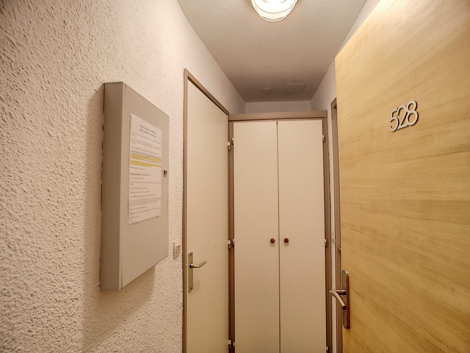 _lv_images__lot_0013040084_10_28591686