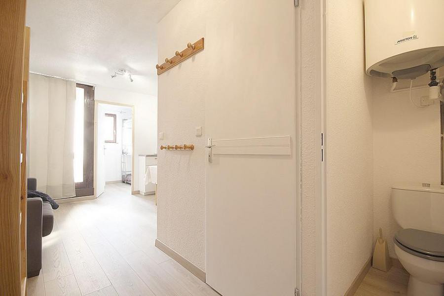 _lv_images__lot_0013040086_09_26781101