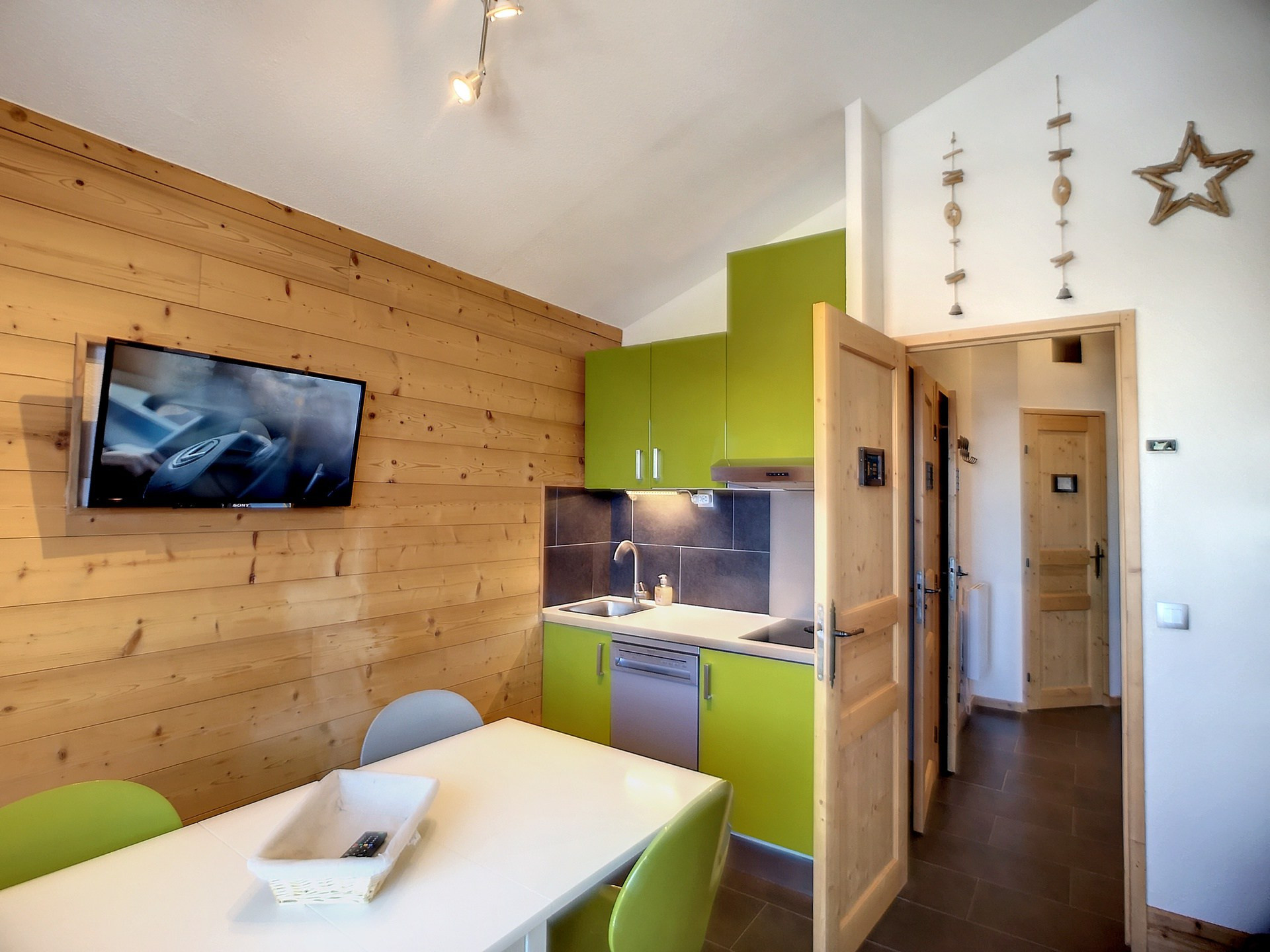 _lv_images__lot_0013040106_01_27533673 _lv_images__lot_0013040106_01_27533673