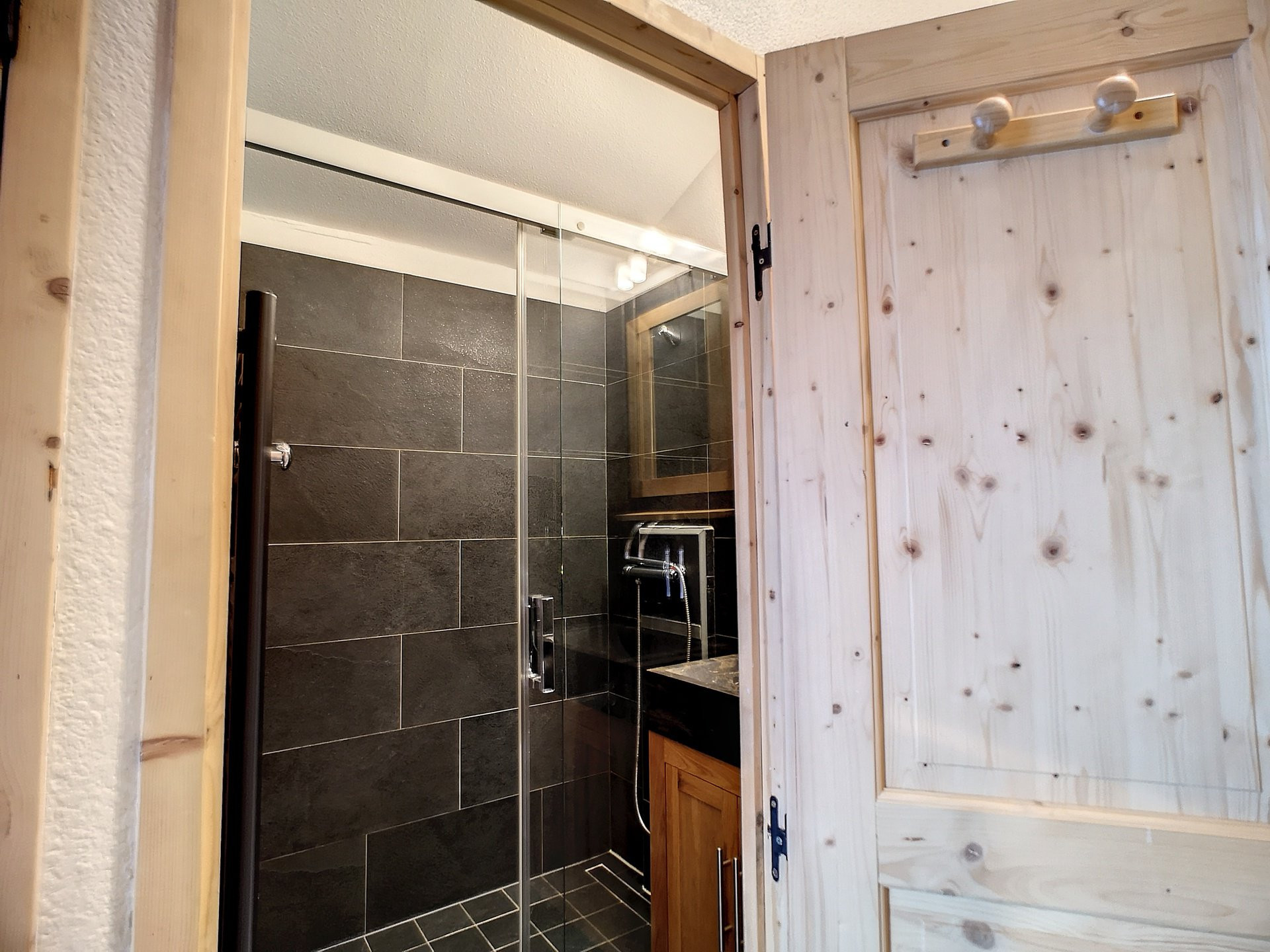 _lv_images__lot_0013040106_06_27533678 _lv_images__lot_0013040106_06_27533678