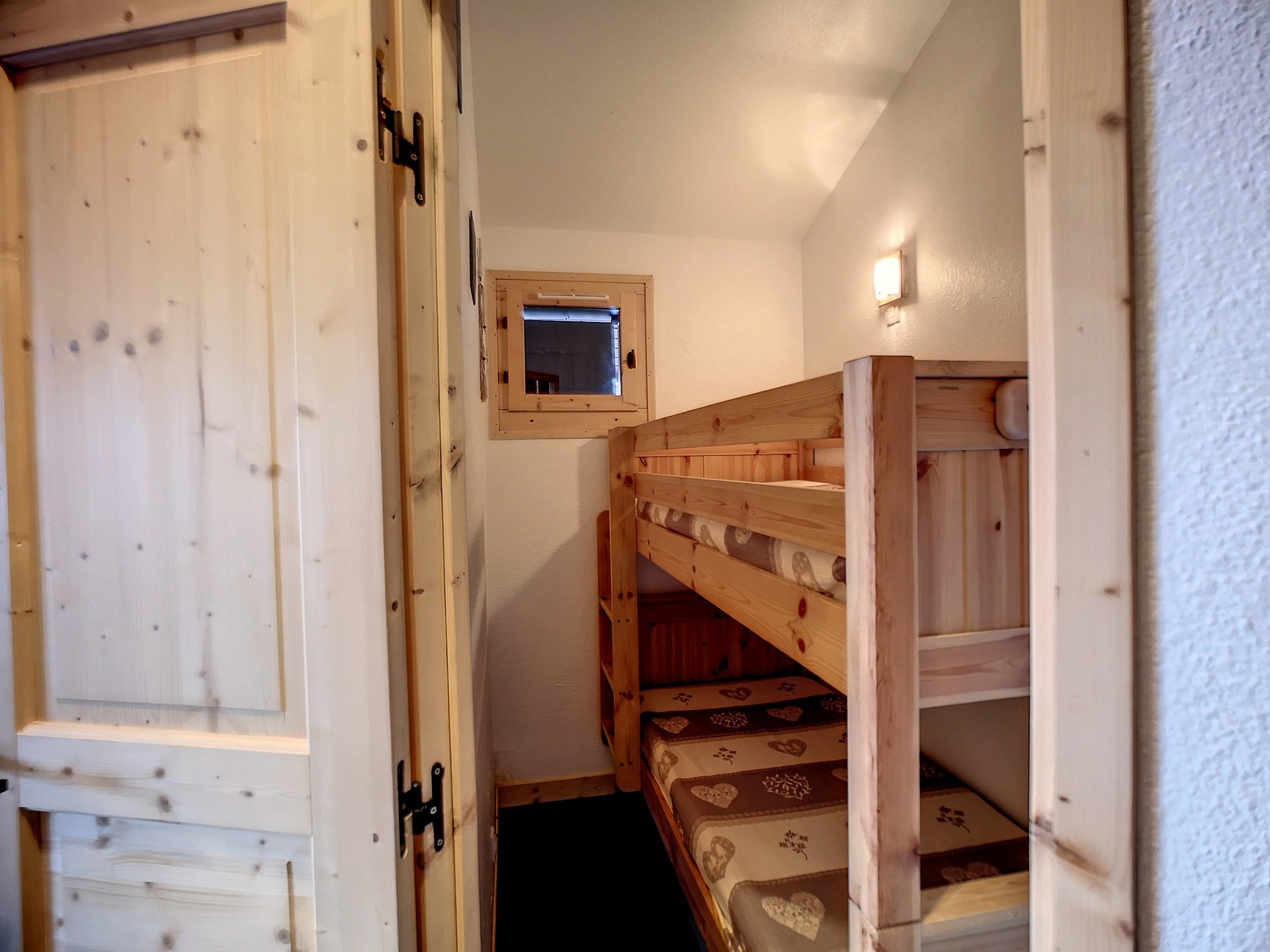 _lv_images__lot_0013040106_08_27533680 _lv_images__lot_0013040106_08_27533680