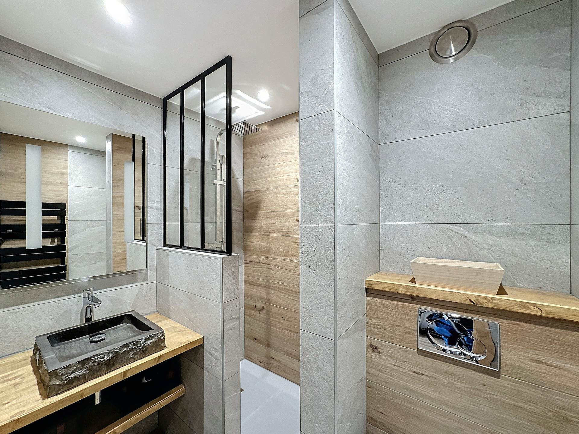 _lv_images__lot_0013040112_11_28218405