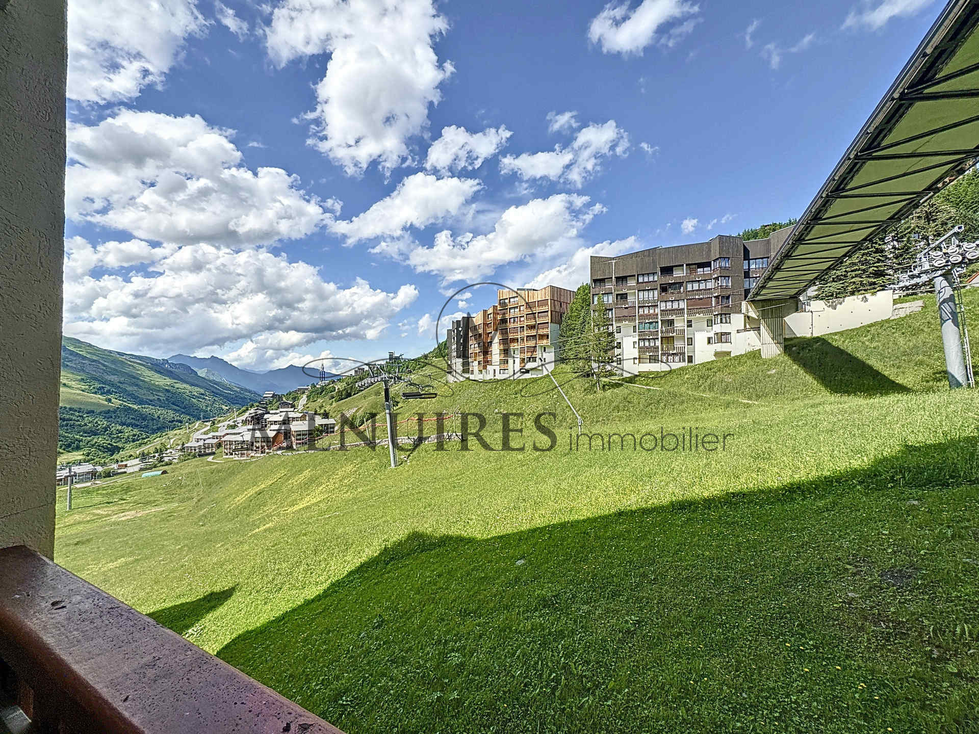 _lv_images__lot_0013040123_10_30610486