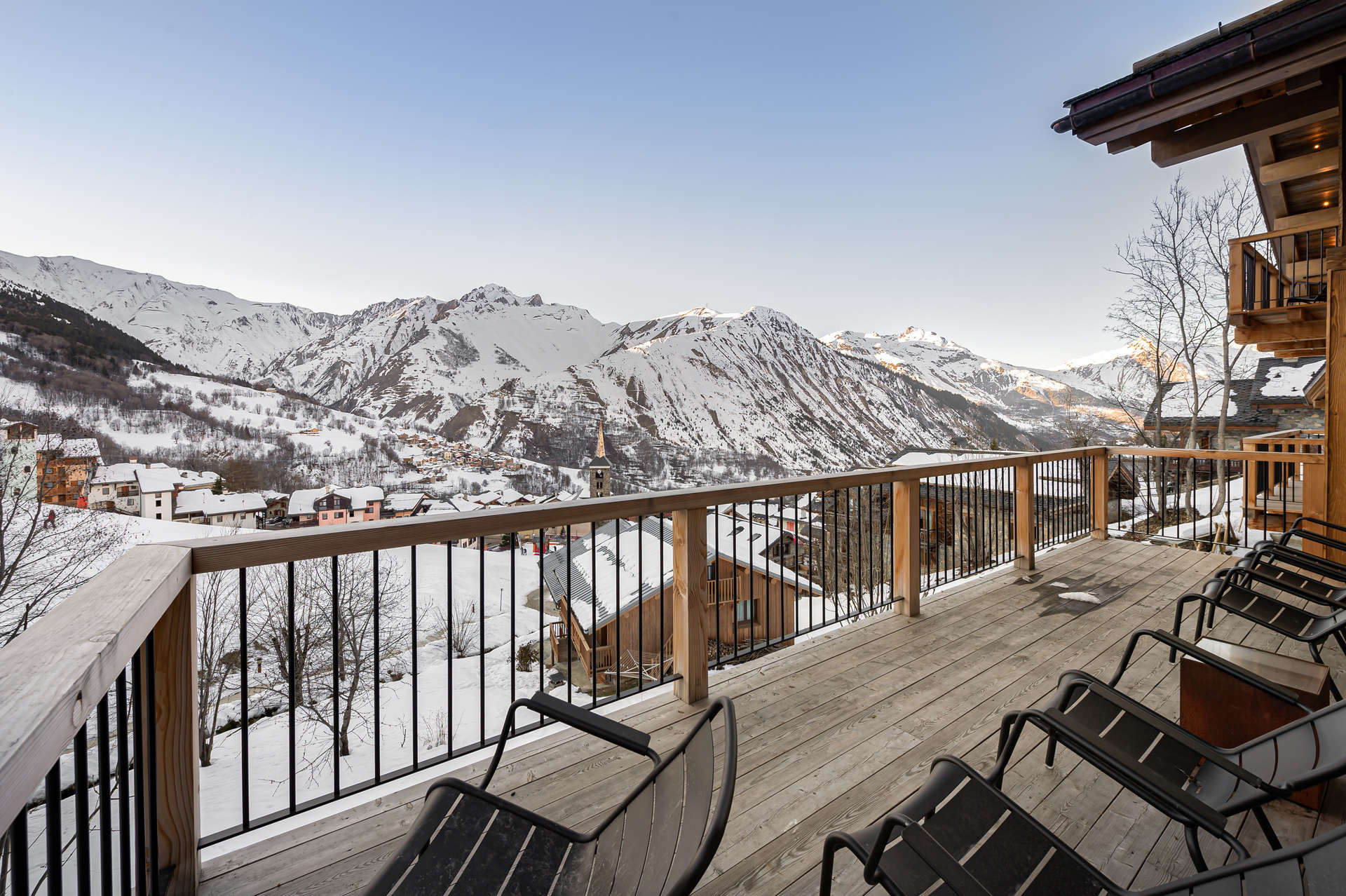 _lv_images__lot_0060510914_08_23616431