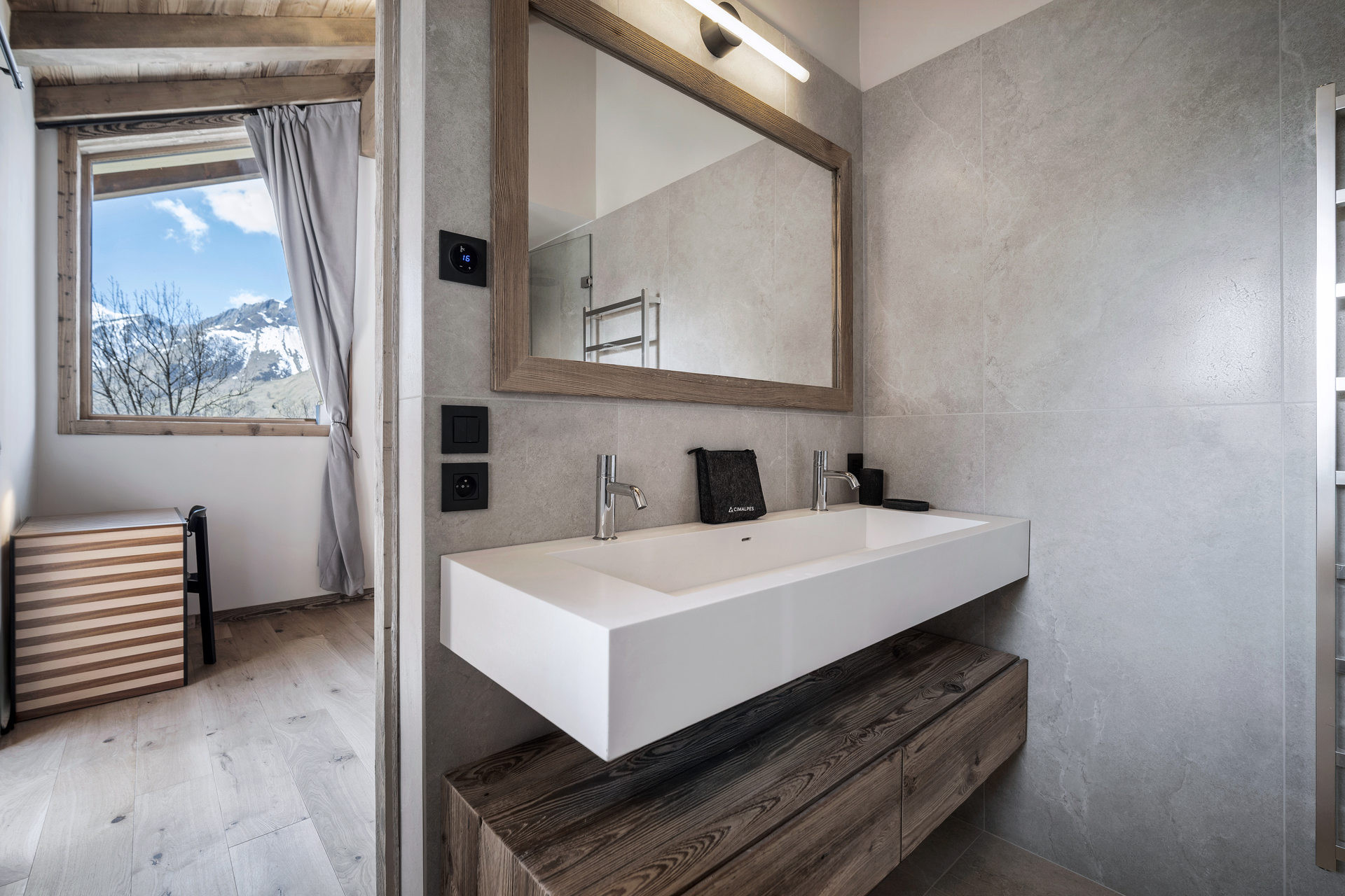 _lv_images__lot_0075553508_08_28201392