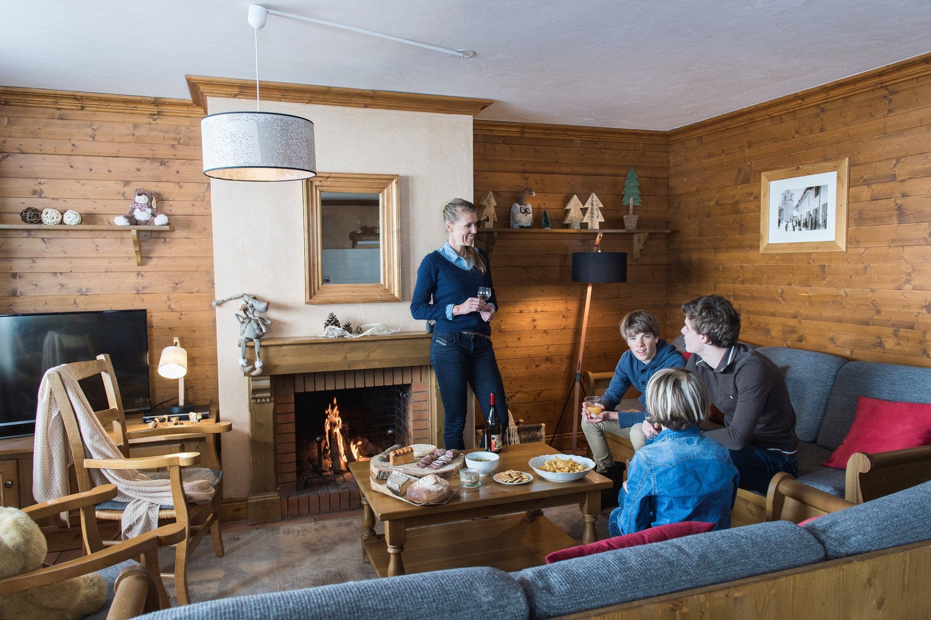 Les Chalets du Soleil CGH-6 pièces-12 personnes Authentique-les Menuires-les-3-vallées