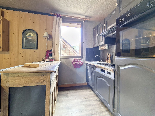 _agence-des-belleville_lv_images__lot_0000045728_07_29897532 _agence-des-belleville_lv_images__lot_0000045728_07_29897532