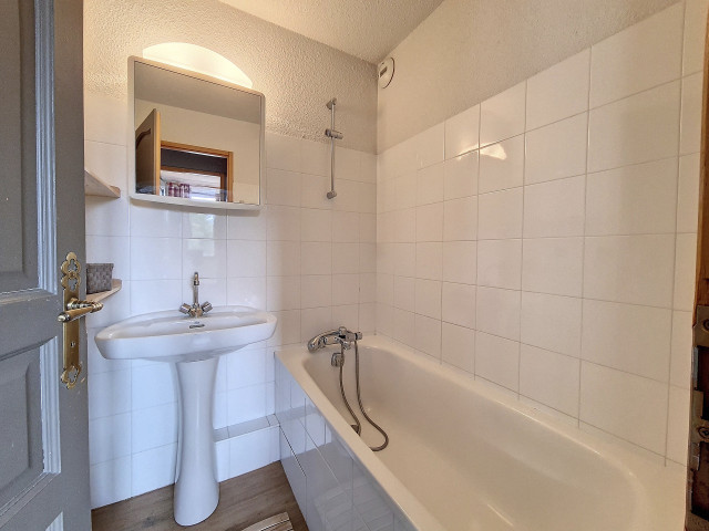 _agence-des-belleville_lv_images__lot_0000045728_14_29374161