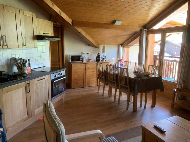 _agence-des-belleville_lv_images__lot_0000045739_02_28425570 _agence-des-belleville_lv_images__lot_0000045739_02_28425570