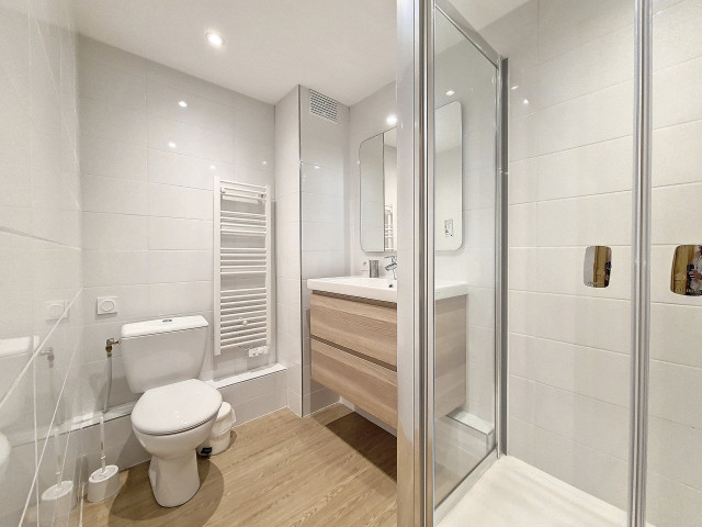 _agence-des-belleville_lv_images__lot_0000045744_15_29435449 _agence-des-belleville_lv_images__lot_0000045744_15_29435449