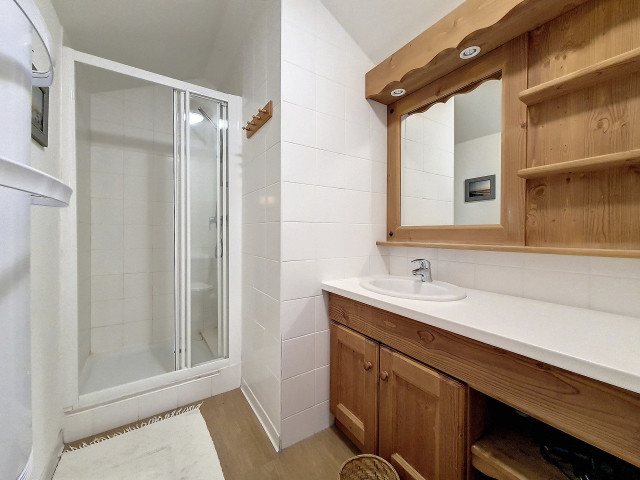 _agence-des-belleville_lv_images__lot_0000045746_14_27245756