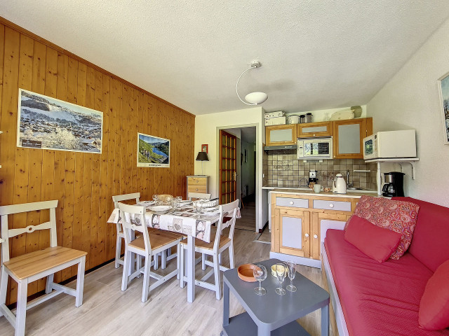 _agence-des-belleville_lv_images__lot_0000045771_08_28795214 _agence-des-belleville_lv_images__lot_0000045771_08_28795214