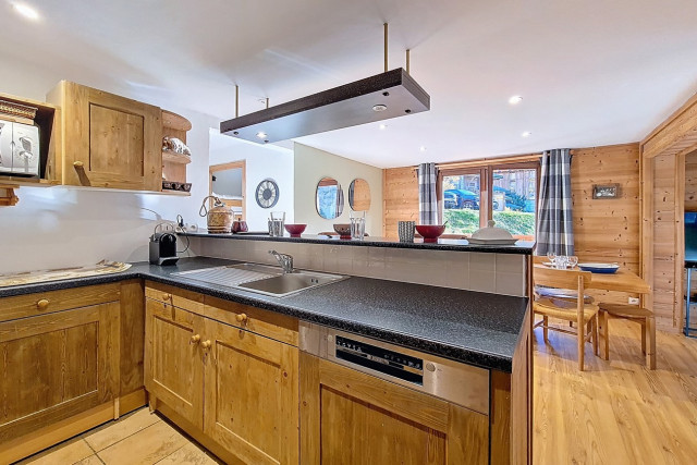 _agence-des-belleville_lv_images__lot_0000045787_03_27411083 _agence-des-belleville_lv_images__lot_0000045787_03_27411083