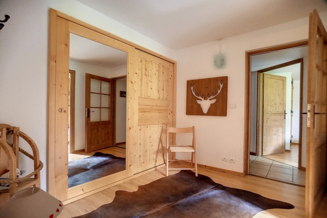 _agence-des-belleville_lv_images__lot_0000045787_07_26814593 _agence-des-belleville_lv_images__lot_0000045787_07_26814593