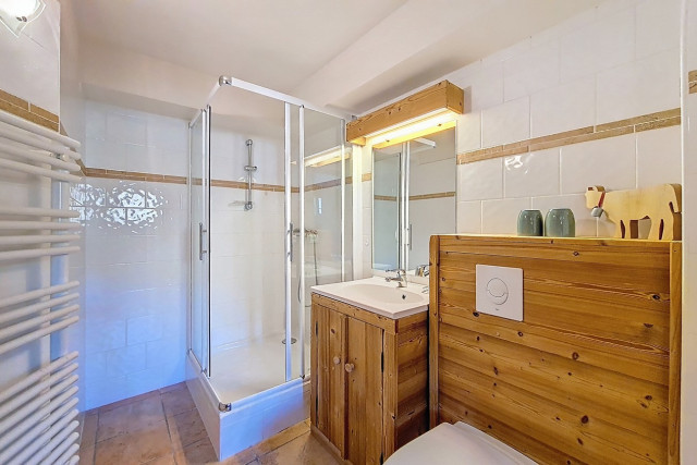 _agence-des-belleville_lv_images__lot_0000045787_15_27556903 _agence-des-belleville_lv_images__lot_0000045787_15_27556903