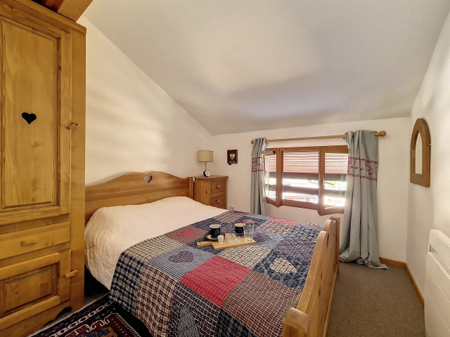 _agence-des-belleville_lv_images__lot_0000045796_12_32719346
