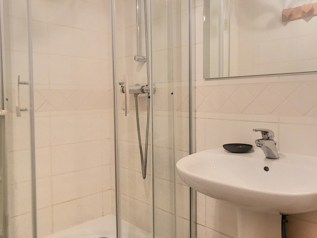 _agence-des-belleville_lv_images__lot_0000045808_05_29595827