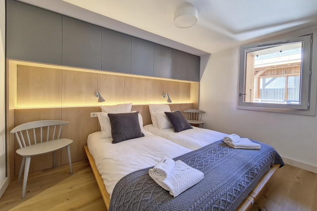 _agence-des-belleville_lv_images__lot_0000045825_11_28270370