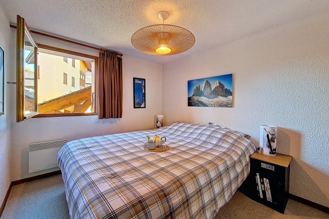 _agence-des-belleville_lv_images__lot_0000071049_09_27021724