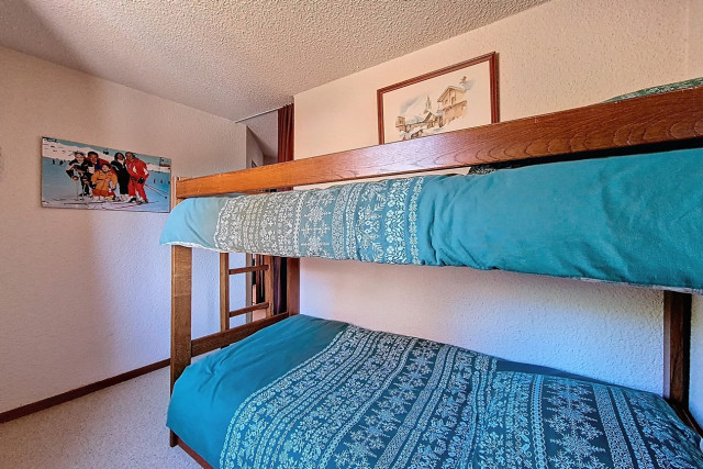 _agence-des-belleville_lv_images__lot_0000071049_11_27021726