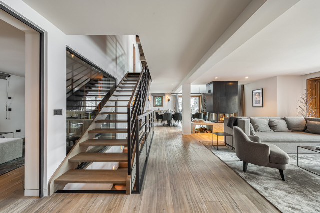 _lv_images__lot_0060510914_02_29267875