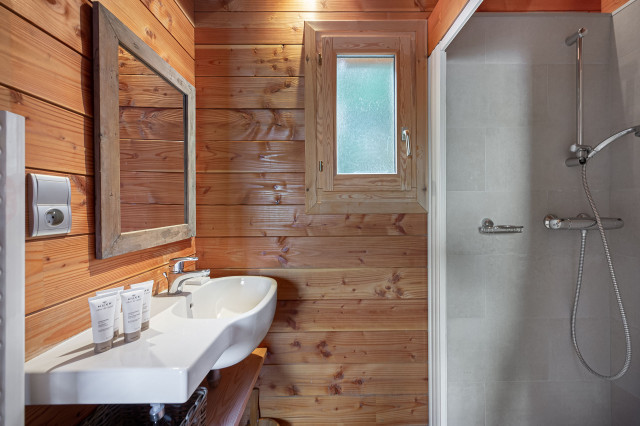 _lv_images__lot_0060511034_06_29387653