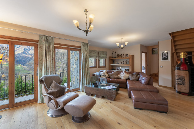 _lv_images__lot_0060511646_08_28162788