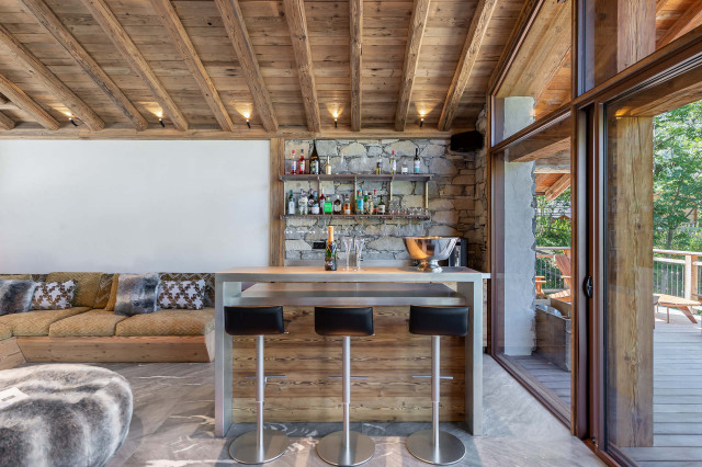 _lv_images__lot_0060511647_04_27804119