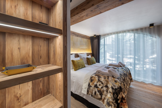 _lv_images__lot_0060511647_05_28882235