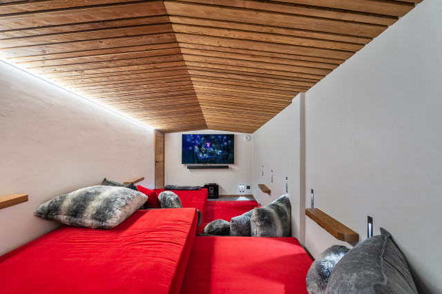 _lv_images__lot_0060511647_11_29767043