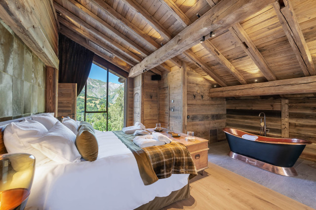 _lv_images__lot_0060511647_15_28971606