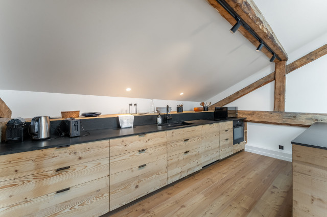 _lv_images__lot_0074061383_04_28319007