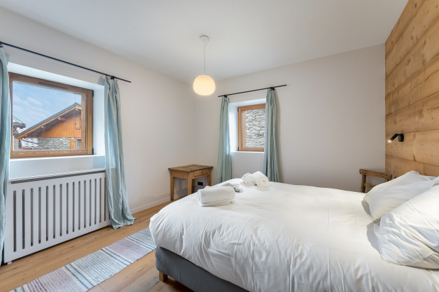 _lv_images__lot_0074061383_09_26865312