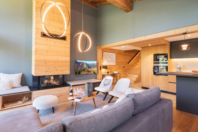 _lv_images__lot_0074061795_04_29507146