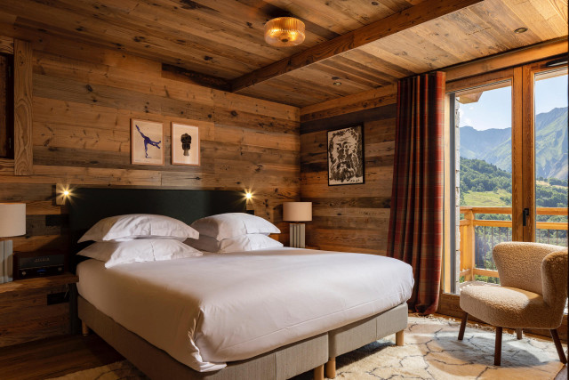_lv_images__lot_0074061934_12_32222308