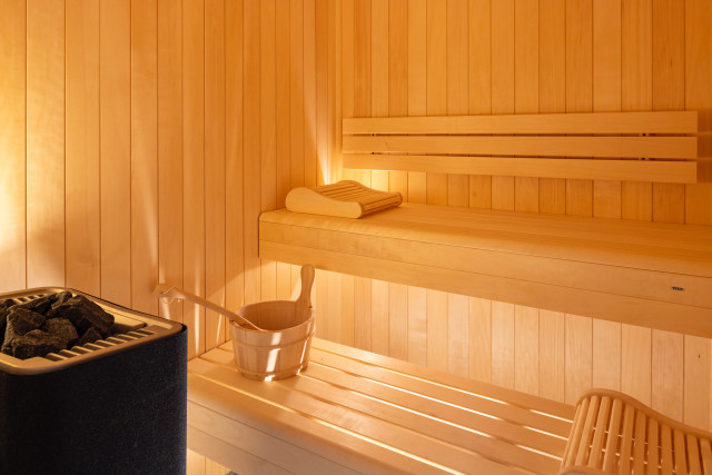 _lv_images__lot_0074061934_16_28686202