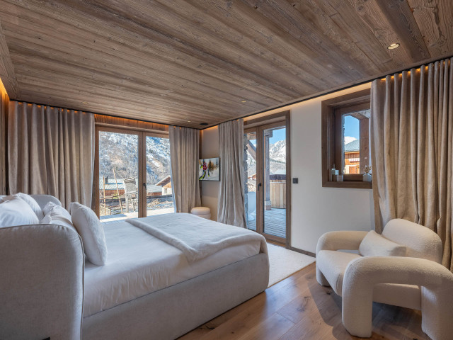 _lv_images__lot_0075553598_09_27351605