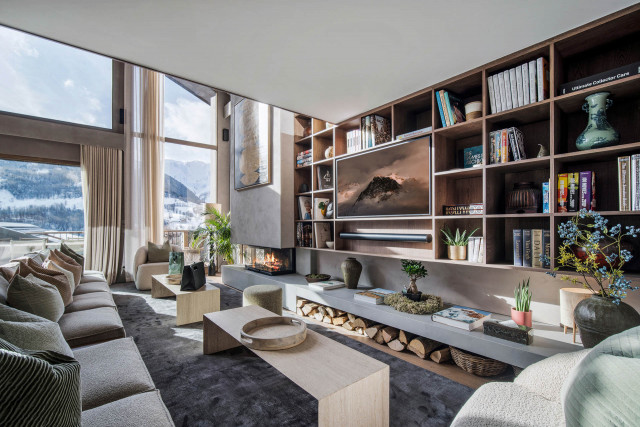 _lv_images__lot_0075553755_02_29188463