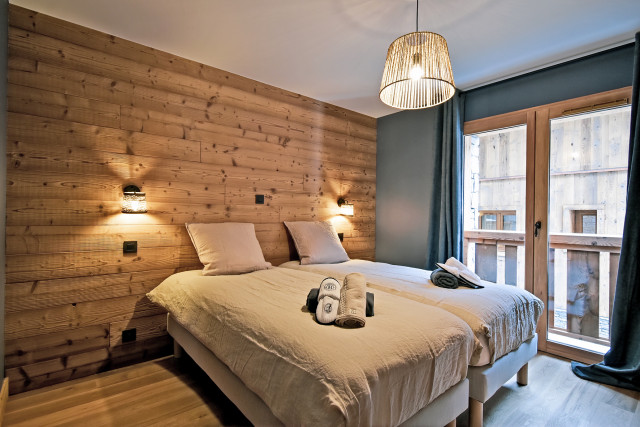 picture_estate_3581_3f77f370-aed7-4f6c-8dc3-166e52a56b7f