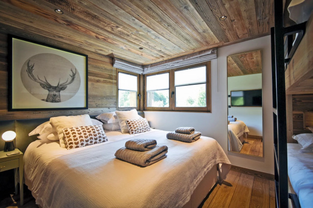 picture_estate_3883_d35e8a6f-399a-4bd1-b514-c23ba8c69584